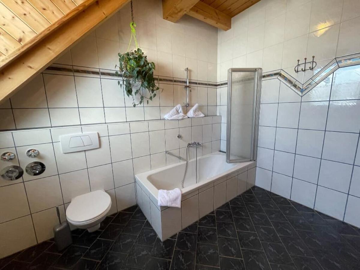 Ferienwohnungen Am Kirchberg 纽奥本卢斯 外观 照片